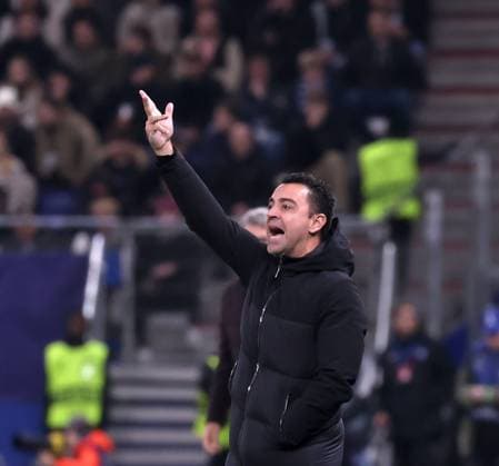 Coach Xavier Hernandez i Creus FC Barcelona Football, UEFA Champions League, Group stage, Season 2023 2024, Men, UCL, Men, Volksparkstadion, FC Shakhtar Shakhtar Donetsk UKR vs FC Barcelona