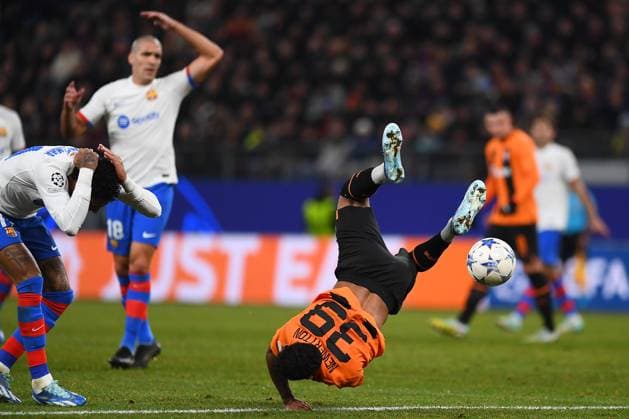 HAMBURG, GERMANY - 7 NOVEMBER, 2023: The UEFA Champions League match between FC Shakhtar Donetsk vs FC Barcelona, Barca at Volksparkstadion  Copyright: xVItaliixKliuievx