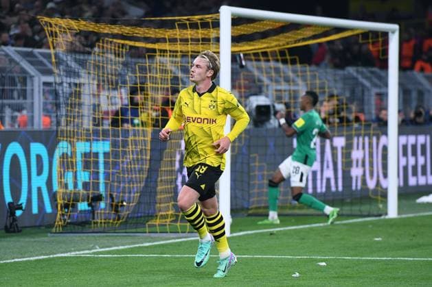 Soccer Champions group stage matchday 4 Borussia Dortmund Newcastle United on 07 11 2023 at Signal Iduna Park in Dortmund Goal celebration to 2 0 by Julian Brandt Dortmund xRx
