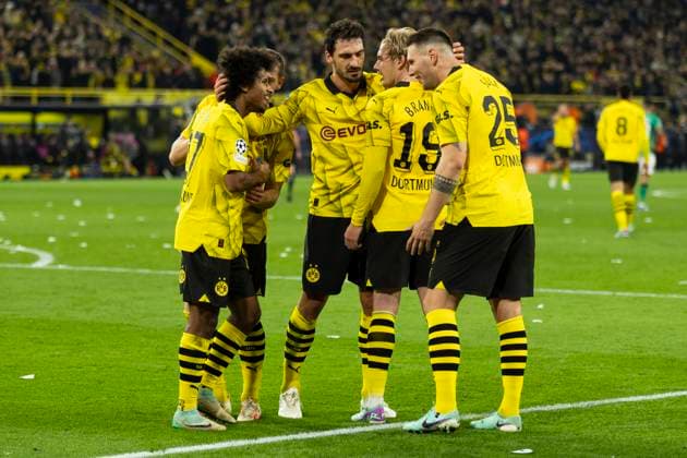 UEFA Champions League, Borussia Dortmund Newcastle United, 7 11 2023 Cheering after the goal by Julian Brandt Borussia Dortmund, 19 UEFA Champions League, Borussia Dortmund Newcastle United, preliminary round 4 matchday, on 7 11 2023, Signal Iduna Park, Dortmund UEFA regulations prohibit any use of photographs as image sequences and or quasi video Copyright: xBEAUTIFULxSPORTS Meuselx
