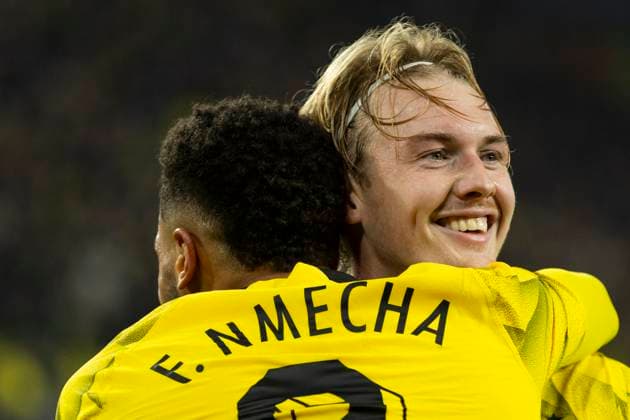 UEFA Champions League, Borussia Dortmund Newcastle United, 7 11 2023 Julian Brandt Borussia Dortmund, 19 celebrates his goal for 2 0 with Felix Nmecha Borussia Dortmund, 8 UEFA Champions League, Borussia Dortmund Newcastle United, preliminary round 4 matchday, on 7 11 2023, Signal Iduna Park, Dortmund UEFA regulations prohibit any use of photographs as image sequences and or quasi video Copyright: xBEAUTIFULxSPORTS Meuselx