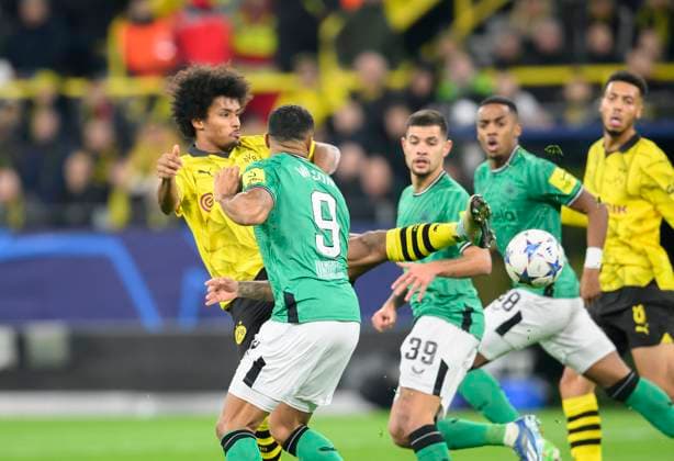 v l Karim David ADEYEMI DO , Callum WILSON NU , Bruno GUIMARAES NU , action, duel, Football Champions League, preliminary round, matchday 4, Borussia Dortmund DO Newcastle United NU , on 07 11 2023 in Dortmund Germany UEFA regulations prohibit any use of photographs as image sequences and or quasi video Â