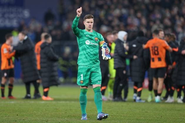 07 11 2023, xtgx, Football, UEFA Champions League, Shakhtar Donetsk FC Barcelona emspor, v l Marc Andre Ter Stegen Barcelona, 1 thanks the fans DFL DFB REGULATIONS PROHIBIT ANY USE OF PHOTOGRAPHS as IMAGE SEQUENCES and or QUASI VIDEO Hamburg