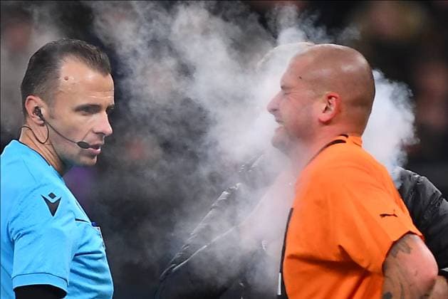 Sport Bilder des Tages HAMBURG, GERMANY - 7 NOVEMBER, 2023: The UEFA Champions League match between FC Shakhtar Donetsk vs FC Barcelona, Barca at Volksparkstadion  Copyright: xVItaliixKliuievx