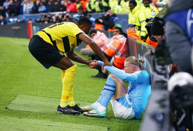 EDITORIAL USE ONLY No use with unauthorised audio, video, data, fixture lists, club league logos or live services. Online in-match use limited to 120 images, no video emulation. No use in betting, games or single club league player publications. Manchester City v Young Boys, UEFA Champions League, Group G, Football, Etihad Stadium, Manchester, UK - 07 Nov 2023 EDITORIAL USE ONLY No use with unauthorised audio, video, data, fixture lists, club league logos or live services. Online in-match use limited to 120 images, no video emulation. No use in betting, games or single club league player publications. Copyright: xMattxWest Shutterstockx 14186383g