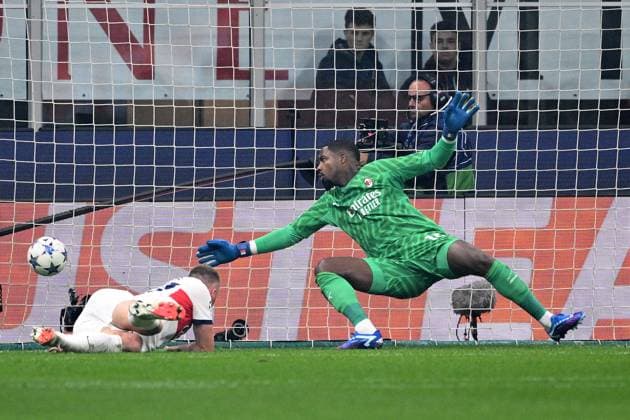 Football, CL, AC Milan - Paris St. Germain