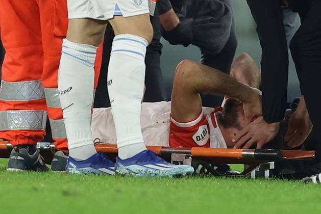 UEFA Champions League SS Lazio vs Feyenoord Rotterdam Feyenoord s Dutch defender Bart Nieuwkoop injured during the UEFA Champions League match Group Stage Group E between SS Lazio vs Feyenoord Rotterdam at Olimpico Stadium on November 07, 2023, in Rome. ABPH9744 Copyright: xAntonioxBalascox