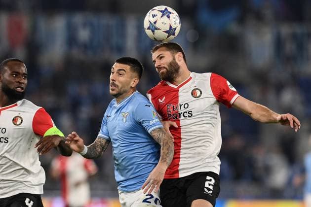 As Roma 07 11 2023 - Champions League Lazio-Feyenoord foto Antonello Sammarco Image nella foto: Mattia Zaccagni-Bart Nieuwkoop 