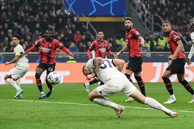 Db Milano 07 11 2023 - Champions League Milan-Paris Saint Germain foto Daniele Buffa Image nella foto: gol Milan Skriniar 