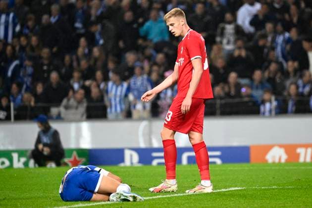 FC Porto v Royal Antwerp FC - UEFA Champions League PORTO, PORTUGAL - NOVEMBER 07 : Van den Bosch Zeno defender of Antwerp FC during the UEFA Champions League group H match between FC Porto and Royal Antwerp FC on November 7, 2023 in Porto, Portugal, 07 11 2023 Porto Portugal  Copyright: xPeterxDexVoechtx