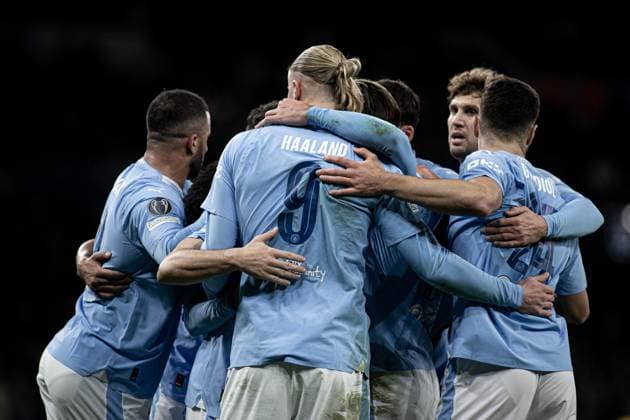 MANCHESTER, ENGLAND NOVEMBER 7 Erling Haaland of Man City celebrates his goal with teammates during the UEFA Champions League Group Stage match between Manchester City and BSC Young Boys at Etihad Stadium on November 7, 2023 in Manchester, England Manchester Etihad Stadium England United Kingdom Copyright: xJustPictures.ch DaniloxFernandesx jp-en-EuSpIm-Man.City_Y.Boys_07Nov2023_DAF_00010