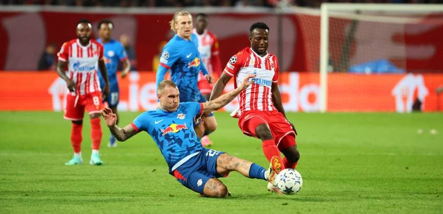 Red Star Belgrade RB Leipzig Champions League Beograd, 07 11 2023, Stadion Rajko Mitic, Football , UEFA Champions League, Group G , Matchday 4 , Red Star Belgrade vs RB Leipzig , Pictured from left David Raum 22, RB Leipzig and Osman BukariÊ 30, Belgrade , Photo for editorial use only , UEFA regulations prohibit any use of photographs as image sequences and or quasi video ,