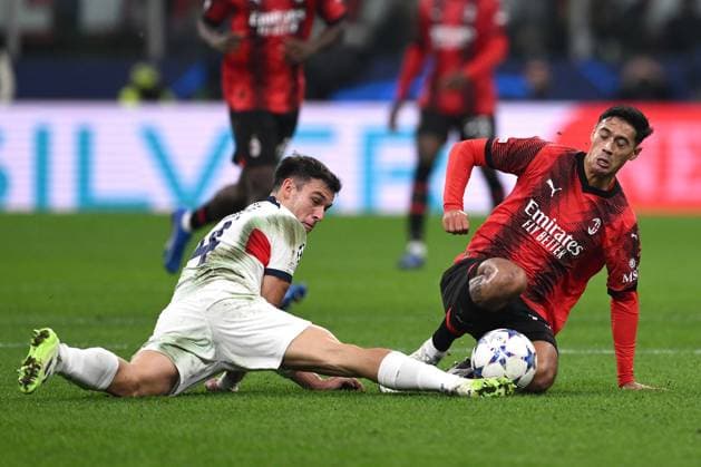 Mg Milano 07 11 2023 - Champions League Milan-Paris Saint Germain foto Matteo Gribaudi Image nella foto: Tijani Reijnders-Manuel Ugarte 