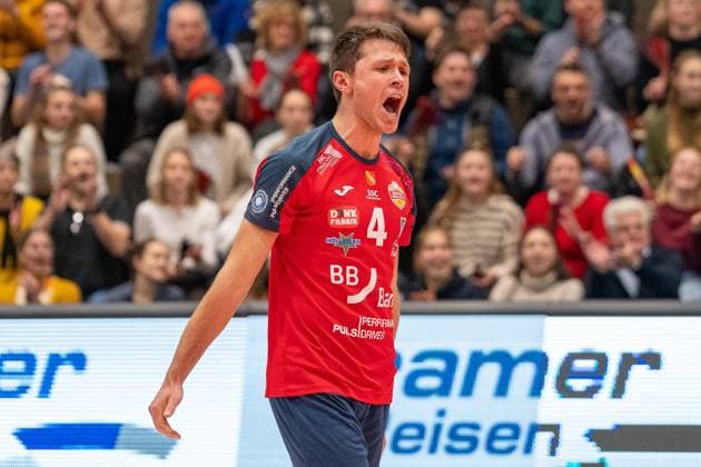 Derr, Laurin BADEN VOLLEYS SSC Karlsruhe, 4 , GER, Volleyball, 1 Bundesliga Maenner, BADEN VOLLEYS SSC Karlsruhe vs VC Bitterfeld Wolfen, 07 11 2023, GER, Volleyball, 1 Bundesliga Maenner, BADEN VOLLEYS SSC Karlsruhe vs VC Bitterfeld Wolfen, 07 11 2023 Karlsruhe Copyright: xEibner-Pressefoto StefanxMayerx EP_SMR
