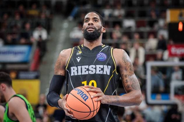 Elijah Childs MHP Riesen Ludwigsburg, 10 MHP Riesen Ludwigsburg Dinamo Sassari, Sport, Basketball, Basketball Champions League, Season 2023 24, 07 11 2023, Ludwigsburg MHPArena , DEU MHP Riesen Ludwigsburg Dinamo Sassari, 07 11 2023, Ludwigsburg MHPArena , DEU Ludwigsburg Copyright: xSandyxDinkelackerx EP_SDR