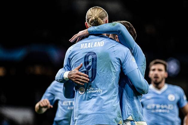 MANCHESTER, ENGLAND NOVEMBER 7 Erling Haaland of Man City celebrates his goal with teammates during the UEFA Champions League Group Stage match between Manchester City and BSC Young Boys at Etihad Stadium on November 7, 2023 in Manchester, England Manchester Etihad Stadium England United Kingdom Copyright: xJustPictures.ch DaniloxFernandesx jp-en-EuSpIm-Man.City_Y.Boys_07Nov2023_DAF_00024