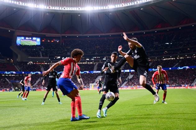 Axel Witsel of Atletico de Madrid looks to pass the ball during the UEFA Champions League match between Atletico Madrid v Celtic in Madrid, Spain, on November 7, 2023 (photo by: Panoramic) FOOTBALL : Atletico de Madrid vs Celtic Glasgow - UEFA Ligue des Champions - 07 11 2023 AlvaroMedranda Panoramic 