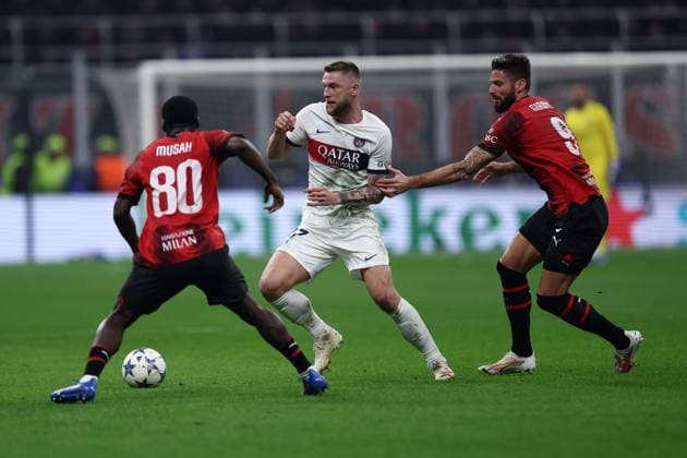 Ac Milan - Paris Saint-Germain Fc Milan Skriniar of Paris Saint-Germain Fc in action during the Uefa Champions League Group F match beetween Ac Milan and the Paris Saint-Germain Fc at Stadio Giuseppe Meazza on November 7 2023 in Milan, Italy . Milano Stadio Giuseppe Meazza Italy Copyright: xMarcoxCanonierox