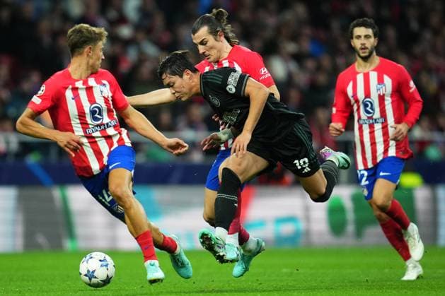 ESP: Atletico de Madrid v Celtic FC. UEFA Champions League match, Group E, date 4 Hyeongyu Oh of Celtic FC and Caglar Soyuncu of Atletico de Madrid during the UEFA Champions League match, Group E, between Atletico de Madrid and Celtic FC played at Civitas Mertropolitano Stadium on November 7, 2023 in Madrid, Spain. kpng Copyright: xBaguxBlancox xPRESSINPHOTOx PS_231107_037