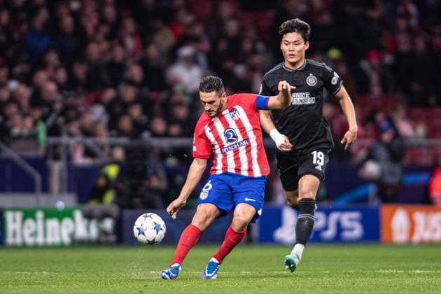 7th November 2023; Metropolitano Stadium, Madrid, Spain, Champions League, Group Stage Football, Atletico Madrid versus Celtic; Koke and Hyeon-Gyu Ohr  ActionPlus12573775 AgenciaxLOF