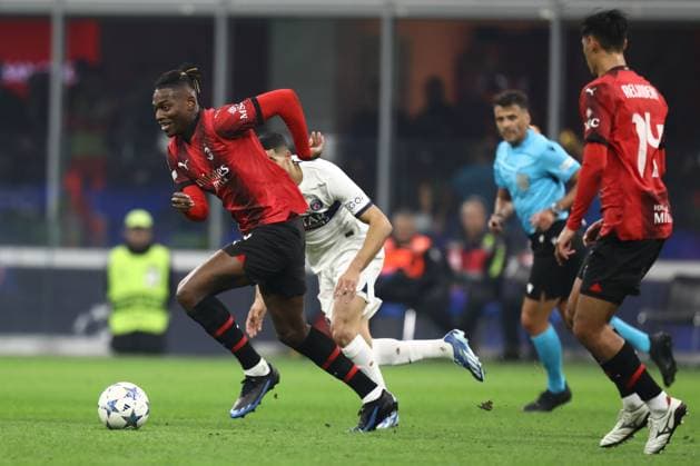 November 7, 2023, Milan, Lombardy, Italy: RAFAEL LEAO 10 of AC Milan in the UEFA Champions League Group Stage game between AC Milan and Paris Saint Germain on Tuesday November 7th 2023 at Stadio San Siro, Italy Milan Italy - ZUMAc179 20231107_zep_c179_069 Copyright: xMickaelxChavetx