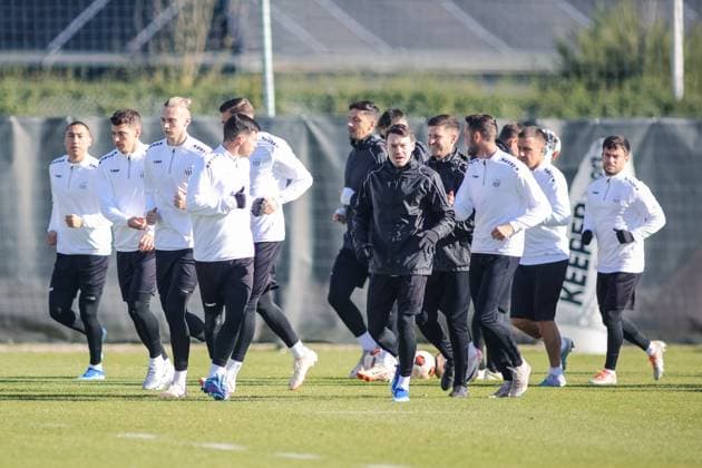 SOCCER - UEFA EL, LASK vs Saint-Gilloise, preview LINZ,AUSTRIA,08.NOV.23 - SOCCER - UEFA Europa League, group stage, Linzer ASK vs Royale Union Saint-Gilloise, preview, training LASK. Image shows the team of LASK during the training.  GEPAxpictures xManuelxBinder