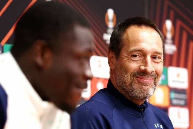AMSTERDAM - Ajax coach John van t Schip during the MD-1 press conference, PK, Pressekonferenz prior to the UEFA Europa League group B match against Brighton & Hove Albion FC at the Johan Cruyff ArenA on November 8, 2023 in Amsterdam, the Netherlands. ANP VINCENT JANNINK UEFA Europa League 2023 24 2023 2024 xVIxANPxSportx xxANPxIVx 483321704 originalFilename: 483321704.jpg