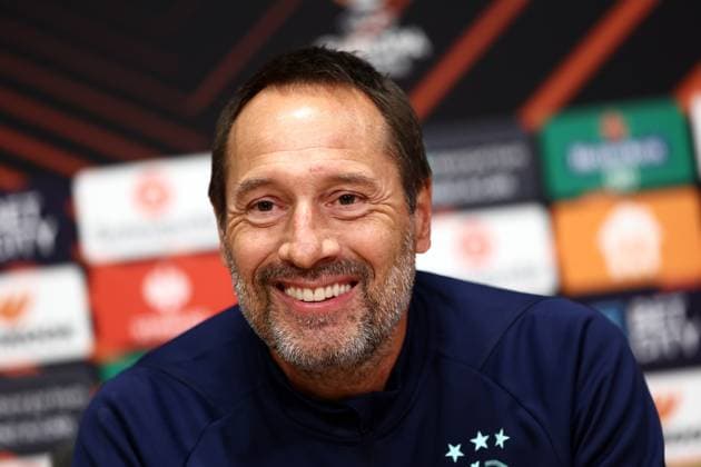 AMSTERDAM - Ajax coach John van t Schip during the MD-1 press conference, PK, Pressekonferenz prior to the UEFA Europa League group B match against Brighton & Hove Albion FC at the Johan Cruyff ArenA on November 8, 2023 in Amsterdam, the Netherlands. ANP VINCENT JANNINK UEFA Europa League 2023 24 2023 2024 xVIxANPxSportx xxANPxIVx 483322317 originalFilename: 483322317.jpg