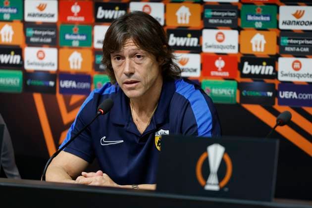 Conférence de presse AEK Athène vs OM PHOTOPQR LA PROVENCE PENNANT Franck ; Athènes ; 08 11 2023 ; Football : Europa League Conférence de presse de l entraineur Mathias Almeyda et du joueur Harold Moukoudi de l AEK Athènes , la veille de la rencontre entre l AEK Athène et l Olympique de Marseille (OM), au stade OPAP Arena Coach Matias Jesus Almeyda of AEK Athens during the press conference, PK, Pressekonferenz on the eve of the UEFA Champions League AEK Athène vs OM in Marseille n November 08, 2023, Athènes Autre France  Copyright: xPHOTOPQR LAxPROVENCE MAXPPPxPENNANTxFranckx 20231108PVL3304 20231108PVL3304