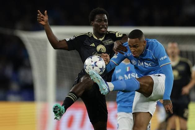 Italy: Champions League match SSC Napoli vs Union Berlin Berlin s Ivorian forward Datro Fofana challenges for the ball with SSC Napoli™s Brazilian defender Natan Bernardo de Souza during the Uefa champions league match between SSC Napoli vs Union Berlin at the Diego Armando Maradona Stadium in Naples, southern Italy, on November 08, 2023. ABPH3560 Copyright: xAntonioxBalascox