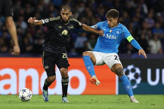 Foto Alessandro Garofalo LaPresse 08 novembre 2023 Napoli, Italia calcio Napoli vs Union Berlin Champions League 2023 2024 - stadio Diego Armando Maradona Nella foto: Giovanni Di Lorenzo (SSC Napoli); Aissa Laidouni (FC Union Berlin) November 08, 2023 Naples, Italy sport soccer Napoli vs Union Berlin - Champions League 2023 2024 - Diego Armando Maradona stadium. In the pic: Giovanni Di Lorenzo (SSC Napoli); Aissa Laidouni (FC Union Berlin)  Copyright: xAlessandroxGarofalo LaPressex