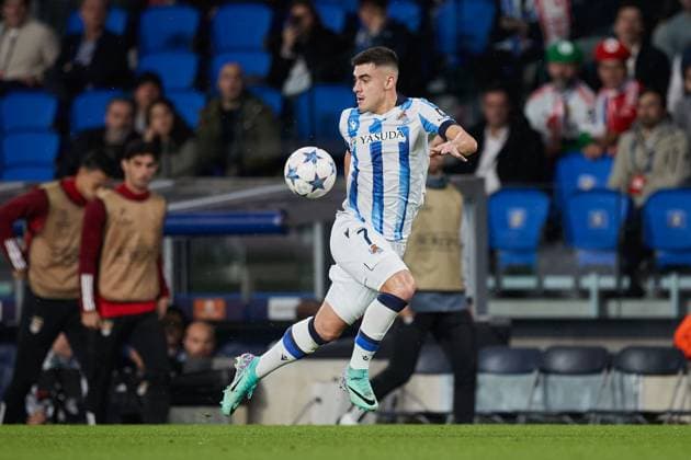 November 8, 2023: Ander Barrenetxea of Real Sociedad in action during the UEFA Champions League match between Real Sociedad and SL Benfica at Reale Arena on November 8, 2023, in San Sebastian, Spain. - ZUMAa181 20231108_zaa_a181_020 Copyright: xRicardoxLarreinax