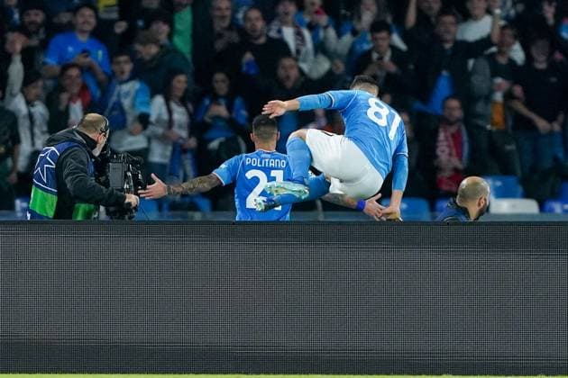 Sport Bilder des Tages SSC Napoli v 1. FC Union Berlin - UEFA Champions League Matteo Politano of SSC Napoli celebrates after scoring first goal during the Champions League Group C match between SSC Napoli and 1. FC Union Berlin at Stadio Diego Armando Maradona on November 08, 2023 in Naples, Italy Naples Stadio Diego Armando Maradona Naples Italy Copyright: xGiuseppexMaffiax UCL_Napoli-UnionBerlin_GM_08112023_05640
