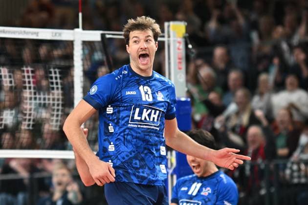 Volleyball I Men I 2023 2023 I Bundesliga I 3 Matchday I SVG Lüneburg VfB Friedrichshafen I 8 11 2023 Matthew Knigge 13, SVG Lüneburg Jubel, Freude, Glück Lüneburg LKH Arena Niedersachsen Germany Copyright: xLobeca AndreasxHannigx