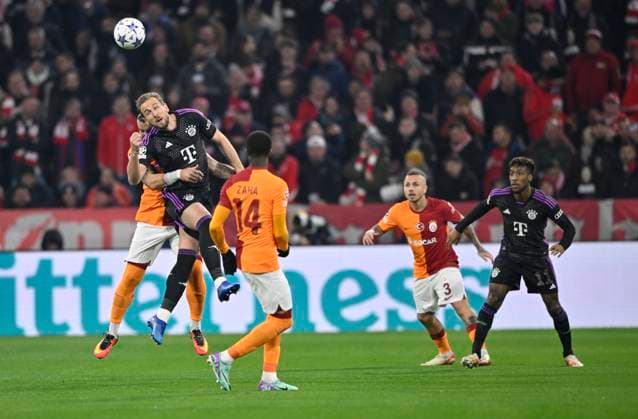 Harry Kane FC Bayern Muenchen FCB 09 vs Abduelkerim Bardakci Galatasaray Istanbul 42 FC Bayern Muenchen FCB vs Galatasaray Istanbul Group Stage 4 Matchday 08 11 2023 DFL REGULATIONS PROHIBIT ANY USE OF PHOTOGRAPHS AS IMAGE SEQUENCES AND OR QUASI VIDEO FC Bayern Muenchen FCB vs Galatasaray Istanbul