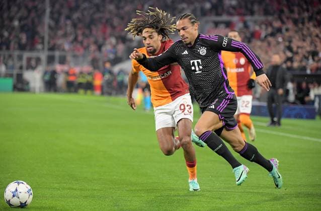 08 11 2023, xemx, Football UEFA Champions League, FC Bayern Muenchen Galatasaray SK Istanbul emspor, v l Sascha Boey Galatasaray SK Istanbul , Leroy Sane FC Bayern Muenchen Zweikampf, Aktion, action, battle for the ball DFL DFB REGULATIONS PROHIBIT ANY USE OF PHOTOGRAPHS as IMAGE SEQUENCES and or QUASI VIDEO Muenchen