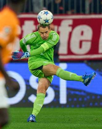 Manuel NEUER, goalkeeper FCB 1 in the group stage match FC BAYERN MUENCHEN - GALATASARAY ISTANBUL of football UEFA Champions League in season 2023 2024 in Munich, Nov 8, 2023. Gruppenphase, GALA, FCB