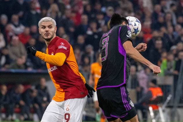 Mauro Icardi Galatasaray SK and Minjae Kim FC Bayern Muenchen Germany, Muenchen, 08 11 2023, Football, UEFA Champions League FC Bayern Muenchen vs Galatasaray SK, Season 2023 2024, Match Day 4, Allianz Arena Photo A2 Bildagentur Peter Hartenfelser