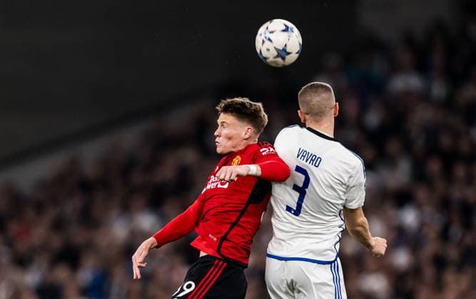 231108 Scott McTominay of Manchester United and Denis Vavro of FC Copenhagen during the UEFA Champions League football match between FC Copenhagen and Manchester United on November 8, 2023 in Copenhagen Photo Petter Arvidson BILDBYRAN kod PA PA0685 fotboll soccer fotball champions league fc copenhagen manchester united bbeng  Copyright: PETTERxARVIDSON BB231108PA052