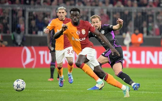08 11 2023, xemx, Football UEFA Champions League, FC Bayern Muenchen Galatasaray SK Istanbul emspor, v l Harry Kane FC Bayern Muenchen , Davinson Sanchez Galatasaray SK Istanbul DFL DFB REGULATIONS PROHIBIT ANY USE OF PHOTOGRAPHS as IMAGE SEQUENCES and or QUASI VIDEO Muenchen
