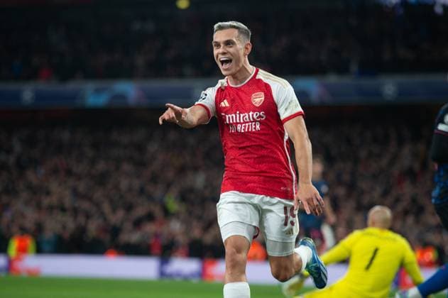 8th November 2023; Emirates Stadium, London, England; Champions League Football, Group Stage, Arsenal versus Sevilla; Leandro Trossard of Arsenal celebrates after he scored for 1-0 in the 30th minute  ActionPlus12573840 SalvioxCalabrese