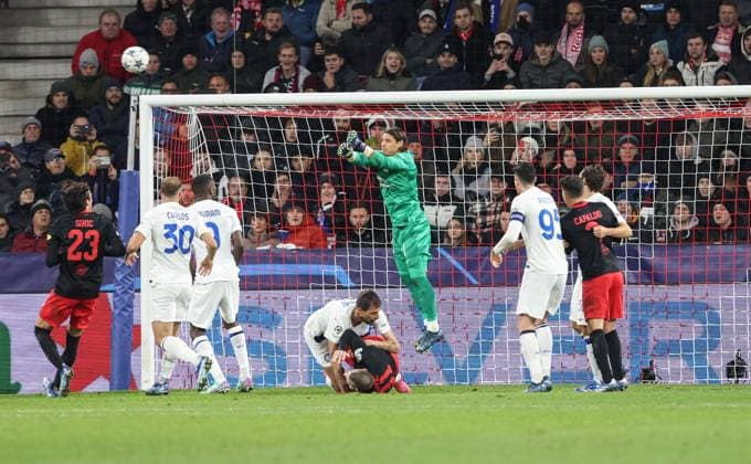 SOCCER - UEFA CL, RBS vs Inter Yann Sommer (Inter).SALZBURG,AUSTRIA,08.NOV.23 - SOCCER - UEFA Champions League, group stage, Red Bull Salzburg vs FC Internazionale Milano. Image shows  GEPAxpictures xHaraldxSteiner