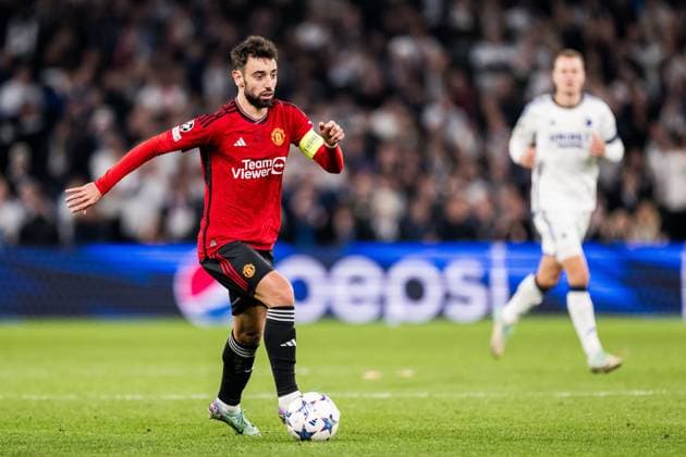 231108 Bruno Fernandes of Manchester United during the UEFA Champions League football match between FC Copenhagen and Manchester United on November 8, 2023 in Copenhagen Photo Petter Arvidson BILDBYRAN kod PA PA0685 fotboll football soccer fotball champions league fc copenhagen manchester united bbeng  Copyright: PETTERxARVIDSON BB231108PA095