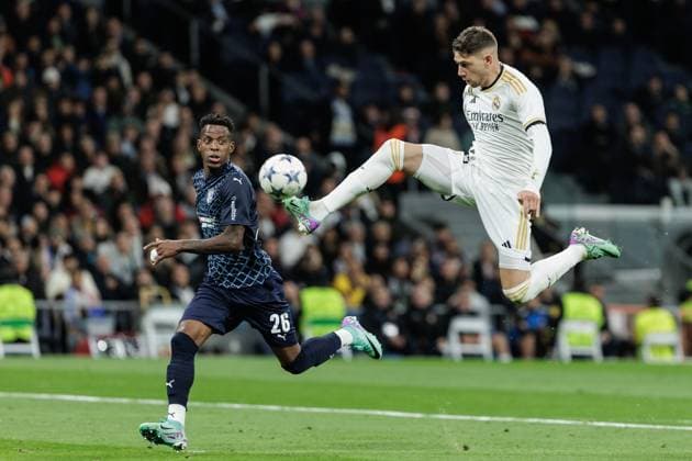November 8, 2023: Federico Valverde of Real Madrid in action during the UEFA Champions League, Group C, football match played between Real Madrid and SC Braga at Santiago Bernabeu stadium on November 08, 2023, in Madrid, Spain. - ZUMAa181 20231108_zaa_a181_092 Copyright: xGuillermoxMartinezx