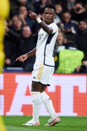 Vinicius Junior of Real Madrid CF celebrating his goal with his teammates during the UEFA Champions League match between Real Madrid and Sporting Braga in Madrid, Spain, on November 8, 2023 (photo by: Panoramic) FOOTBALL : Real Madrid vs Braga - UEFA Ligue des Champions - 08 11 2023 AlvaroMedranda Panoramic 