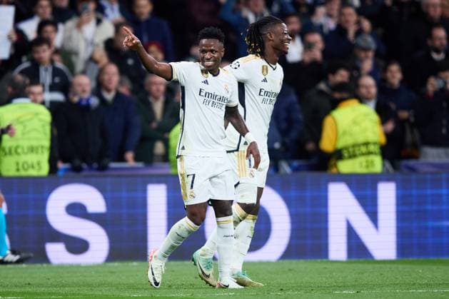 Vinicius Junior of Real Madrid CF celebrating his goal with his teammates during the UEFA Champions League match between Real Madrid and Sporting Braga in Madrid, Spain, on November 8, 2023 (photo by: Panoramic) FOOTBALL : Real Madrid vs Braga - UEFA Ligue des Champions - 08 11 2023 AlvaroMedranda Panoramic 