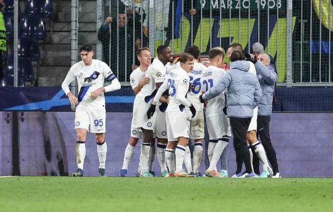 SOCCER - UEFA CL, RBS vs Inter SALZBURG,AUSTRIA,08.NOV.23 - SOCCER - UEFA Champions League, group stage, Red Bull Salzburg vs FC Internazionale Milano. Image shows the rejoicing of Inter.  GEPAxpictures xHaraldxSteiner
