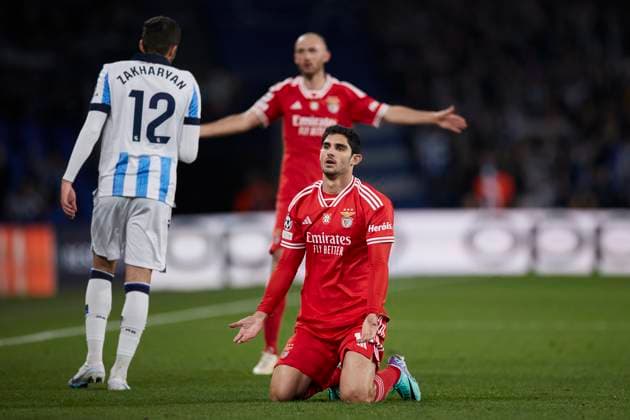 Real Sociedad v SL Benfica: Group D - UEFA Champions League 2023 24 Goncalo Guedes of SL Benfica reacts during the UEFA Champions League match between Real Sociedad and SL Benfica at Reale Arena on November 8, 2023, in San Sebastian, Spain. San Sebastian Reale Arena Basque Country Spain RL_RSOvBENF_135 Copyright: xRicardoxLarreinax