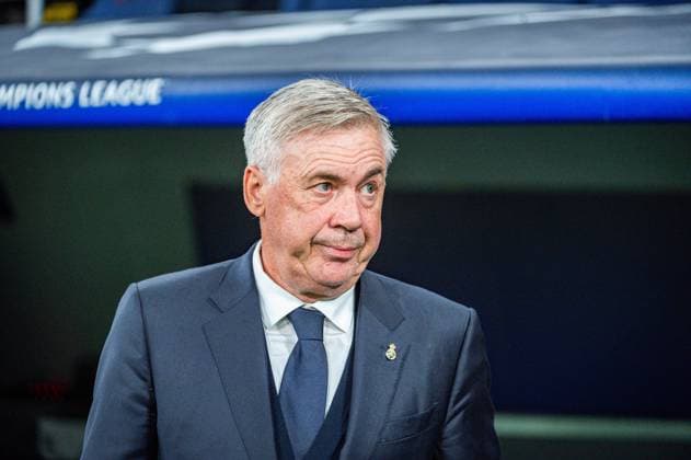 Real Madrid vs Braga; Matchday 04 Uefa Champions League 2023 2024 Carlo Ancelotti (Real Madrid) before the football match of Uefa Champions League between Real Madrid vs Braga played at Bernabeu stadium on November 08, 2023 in Madrid, Spain Madrid Bernabeu stadium Madrid Spain Copyright: xAlbertoxGardinx AGardin_20231108_football_Champions League_Real Madrid vs Braga_035