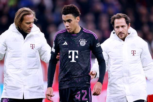 MUSIALA Jamal Team FC Bayern Muenchen injured eliminated UEFA Championsleague Saiason 2023 2024 Match FC Bayern Muenchen Galatasaray Istanbul 2 1 am 08 11 2023 in Muenchen DFL REGULATIONS PROHIBIT ANY USE OF PHOTOGRAPHS as IMAGE SEQUENCES and or QUASI VIDEO Copyright: xLacixPerenyix